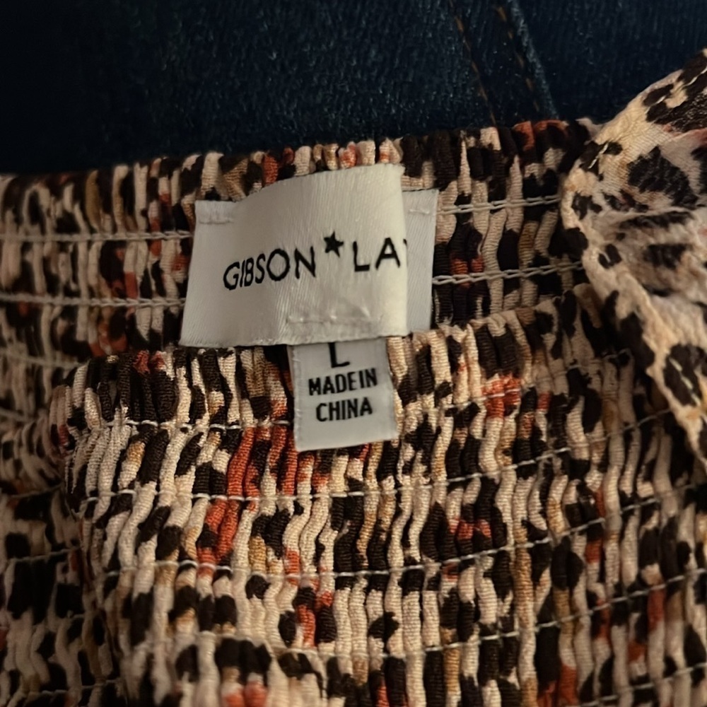 Gibson⭐️Latimer animal print brown tan hues smocked blouse long sleeves top Sz L - Picture 6 of 7